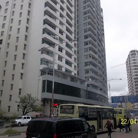 Мате Apartment Batoemi Buitenkant foto