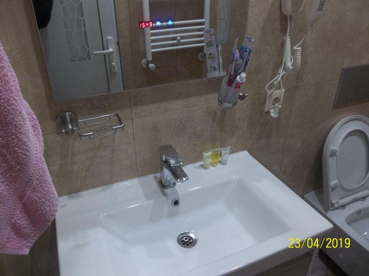 Мате Apartment Batoemi Buitenkant foto