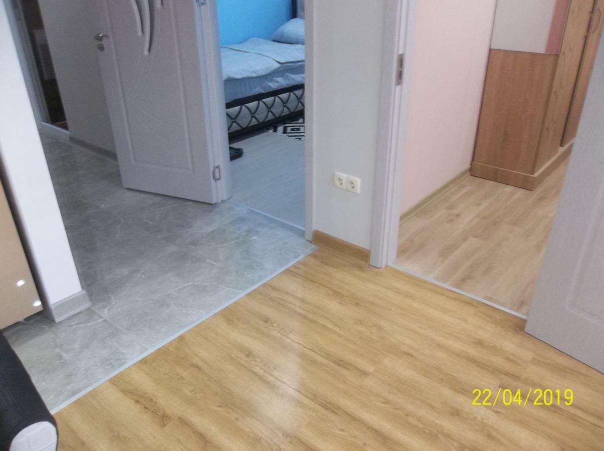 Мате Apartment Batoemi Buitenkant foto
