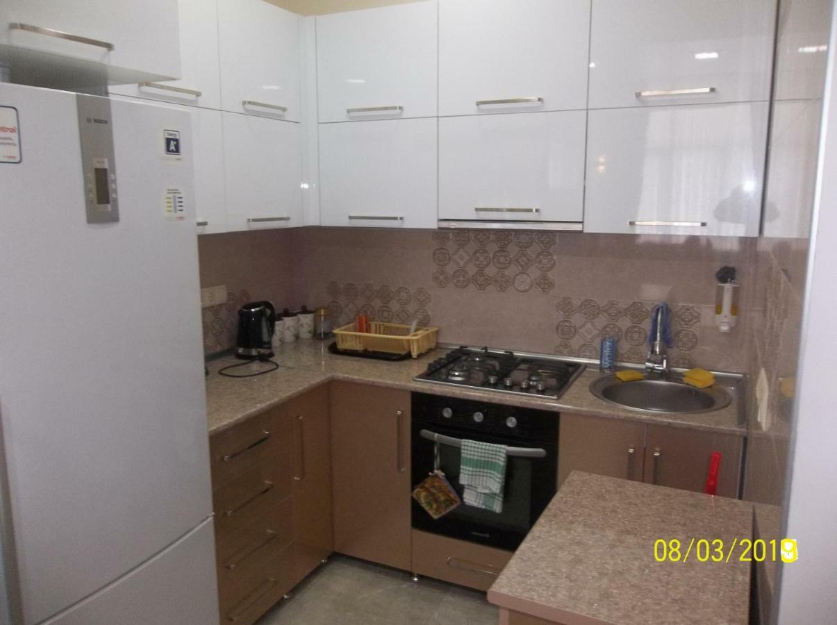 Мате Apartment Batoemi Buitenkant foto