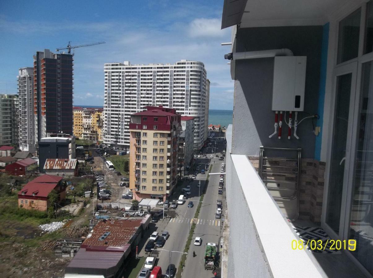 Мате Apartment Batoemi Buitenkant foto