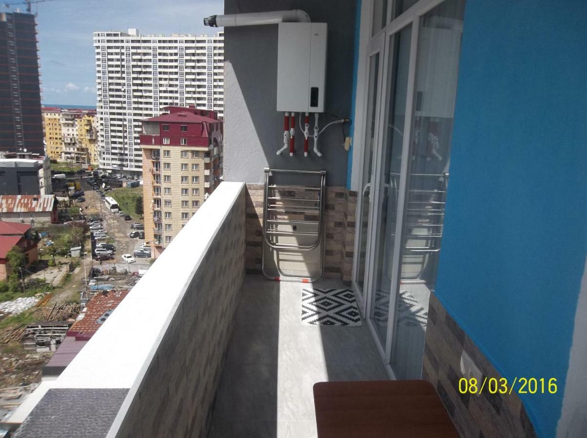 Мате Apartment Batoemi Buitenkant foto
