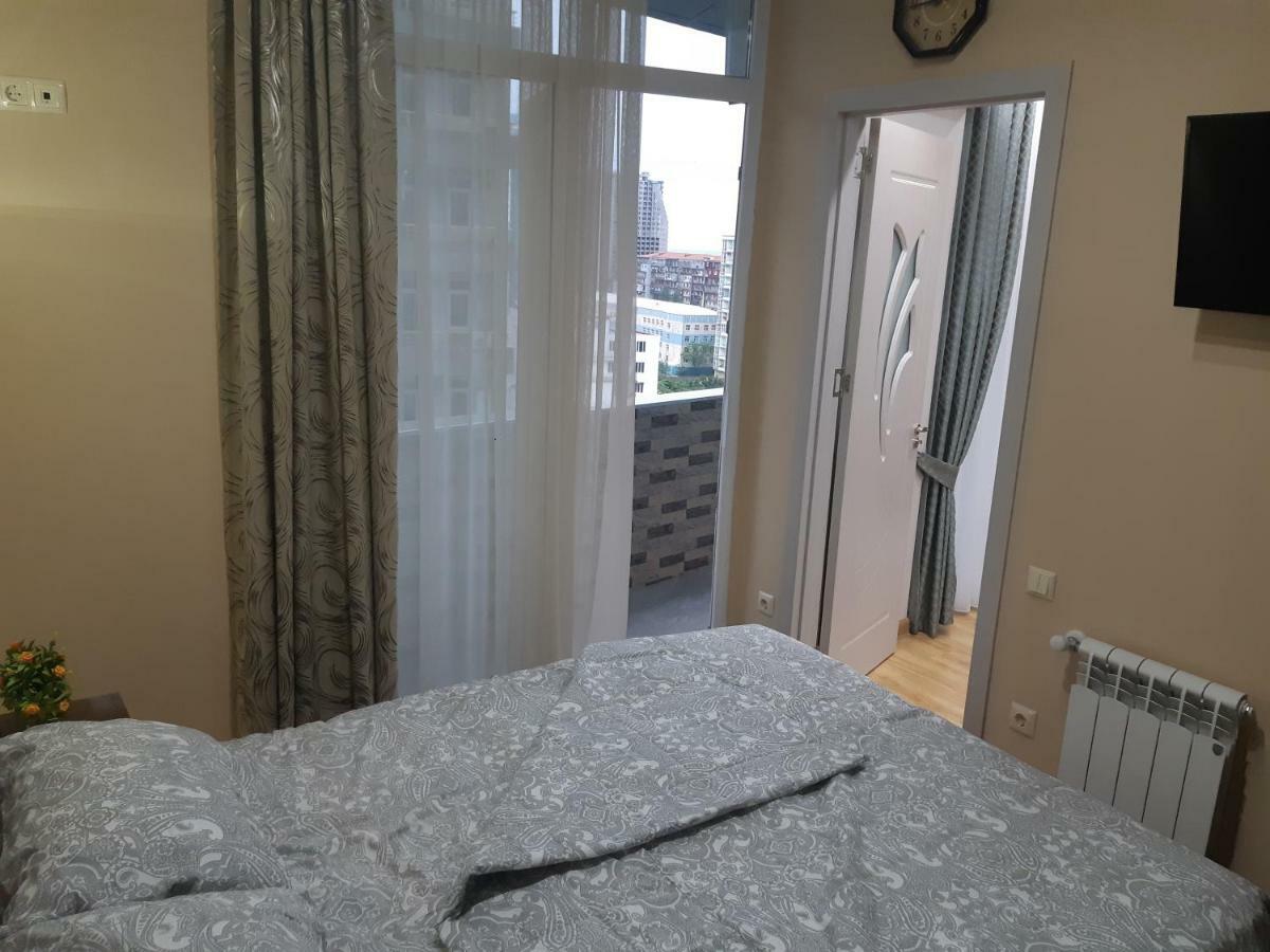 Мате Apartment Batoemi Buitenkant foto