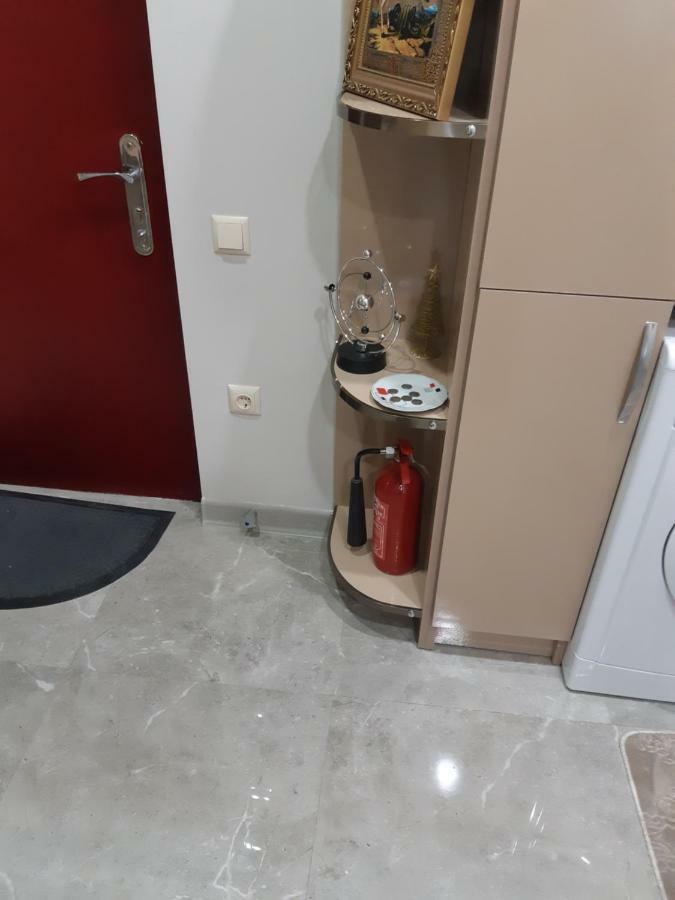 Мате Apartment Batoemi Buitenkant foto