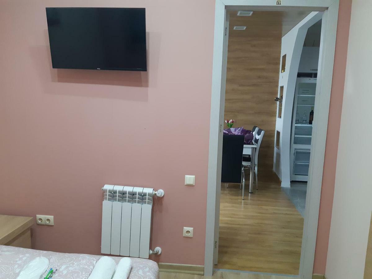 Мате Apartment Batoemi Buitenkant foto